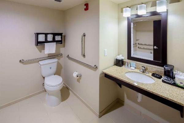 Hampton Inn By Hilton Augusta/Gordon Highway image 19